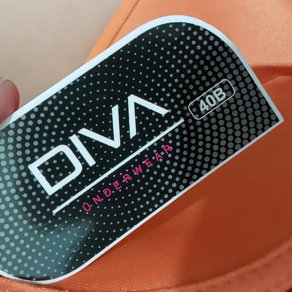 🆕 DIVA UNDERWEAR STRAPPLES BRA - Picture 6 of 8